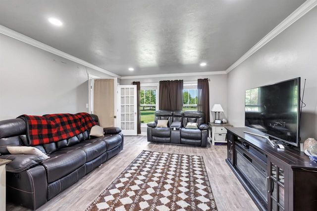 2004 LEDGEVIEW ROAD, De Pere, WI 54115
