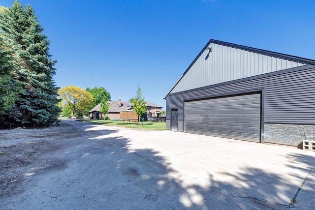 2004 LEDGEVIEW ROAD, De Pere, WI 54115