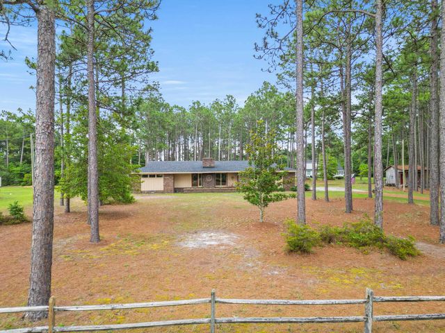 1735 Pine Level Dr., Loris, SC 29569