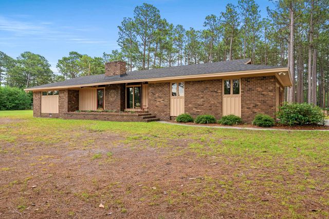 1735 Pine Level Dr., Loris, SC 29569
