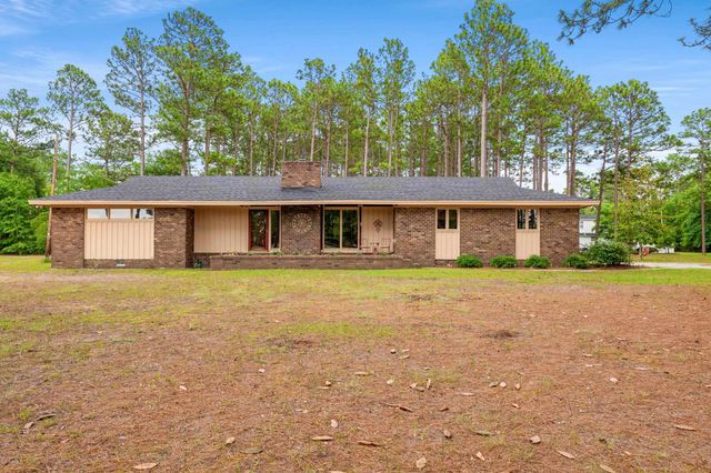 1735 Pine Level Dr., Loris, SC 29569