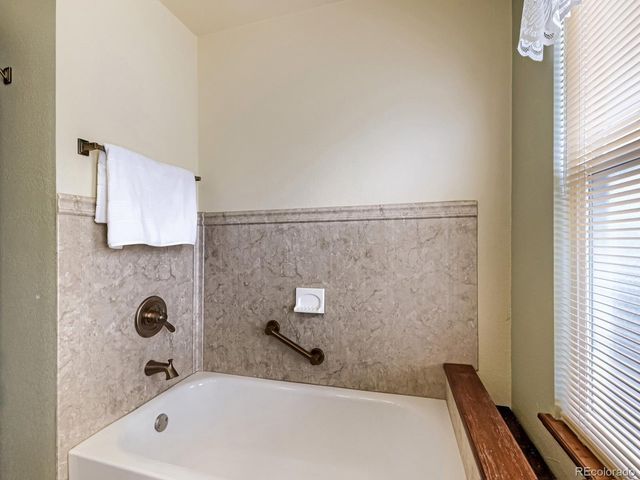9295 W 92nd Ave, Broomfield, CO 80021