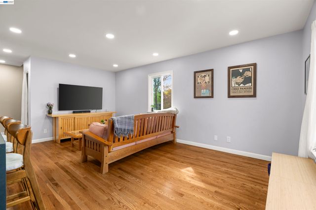 931 Bancroft Way, Berkeley, CA 94710