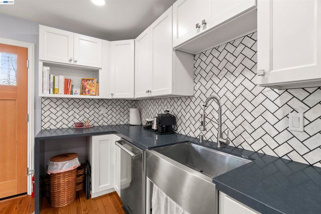 931 Bancroft Way, Berkeley, CA 94710