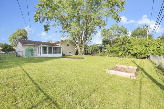 5042 Lindora Drive, Columbus, OH 43232