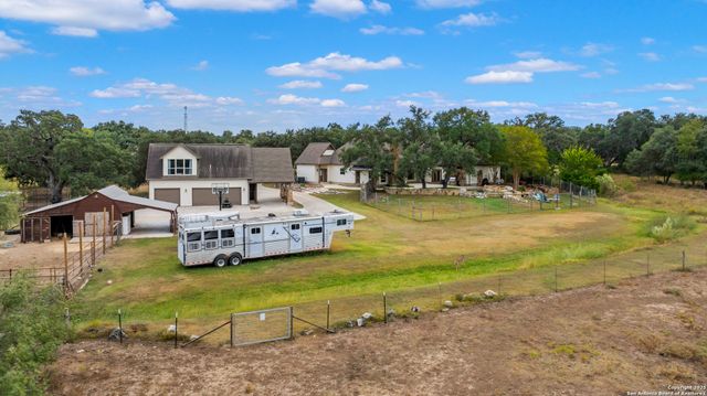29755 No Le Hace, Fair Oaks Ranch, TX 78015