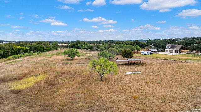 29755 No Le Hace, Fair Oaks Ranch, TX 78015
