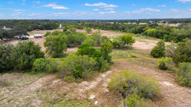 29755 No Le Hace, Fair Oaks Ranch, TX 78015