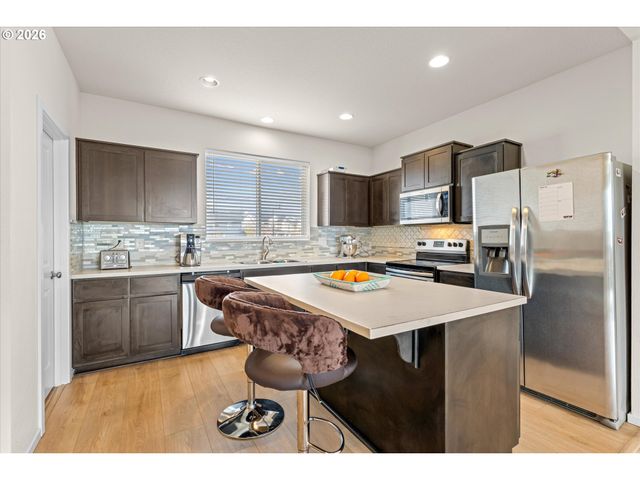 17299 Nw SHACKELFORD Rd, Portland, OR 97229