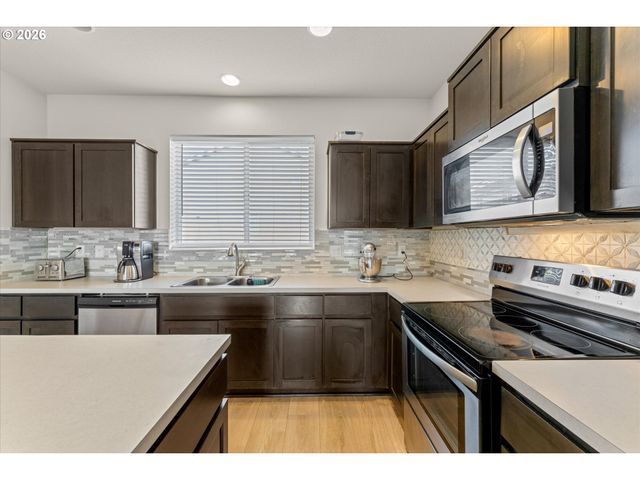 17299 Nw SHACKELFORD Rd, Portland, OR 97229