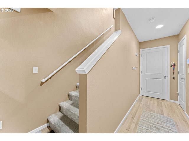 17299 Nw SHACKELFORD Rd, Portland, OR 97229