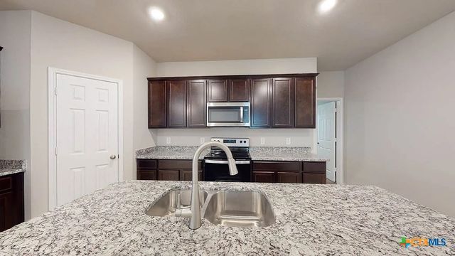 9001 Flat Iron Drive, Temple, TX 76502