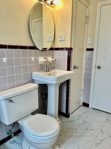 923 Keith LN, Austin, TX 78705