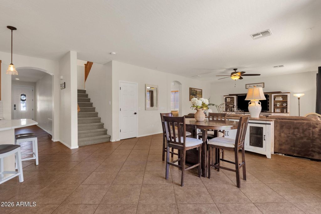 8335 W MOLLY Lane, Peoria, AZ 85383 — photo 3
