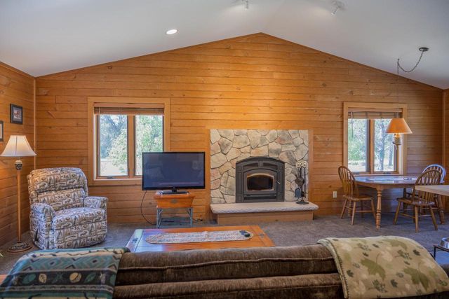 W5340 19th Street, Necedah, WI 54646