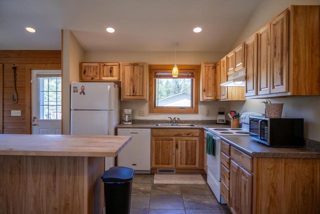 W5340 19th Street, Necedah, WI 54646