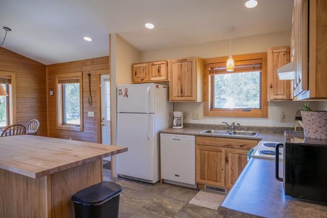 W5340 19th Street, Necedah, WI 54646