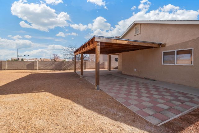 6139 Bisbee Place NW, Albuquerque, NM 87114