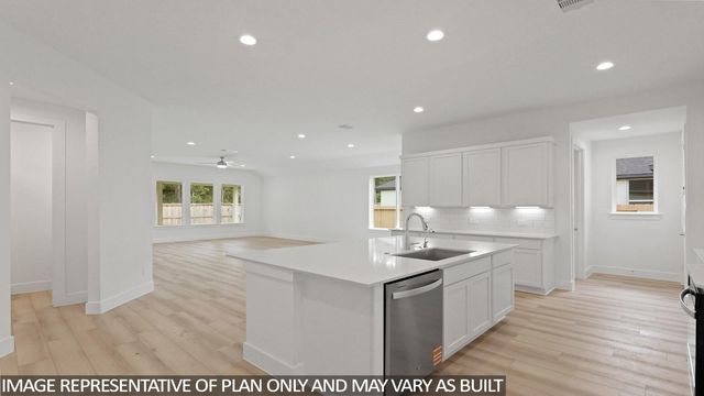 433 Summerset Landing Court, Conroe, TX 77304