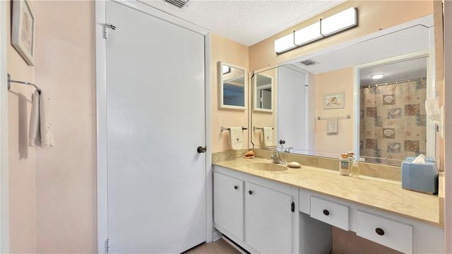 14255 ROSEMARY LANE 8216, Largo, FL 33774