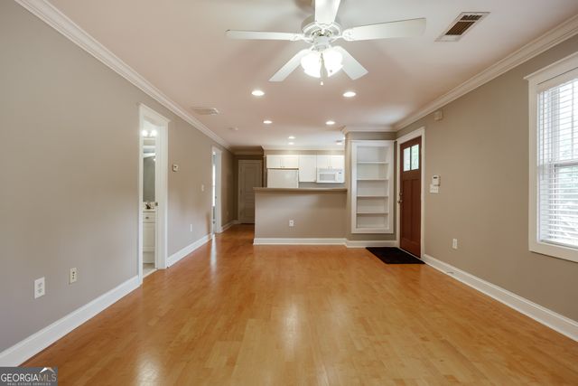 490 Barnett Shoals Road APT 416, Athens, GA 30605