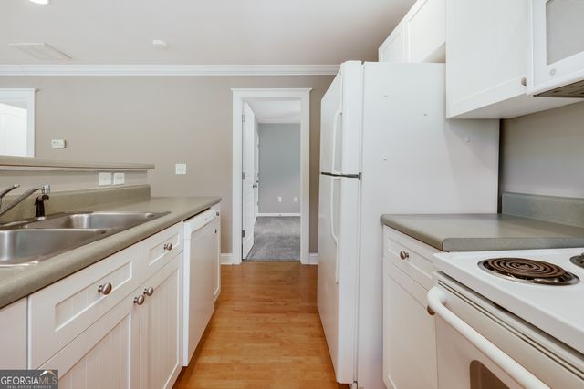 490 Barnett Shoals Road APT 416, Athens, GA 30605