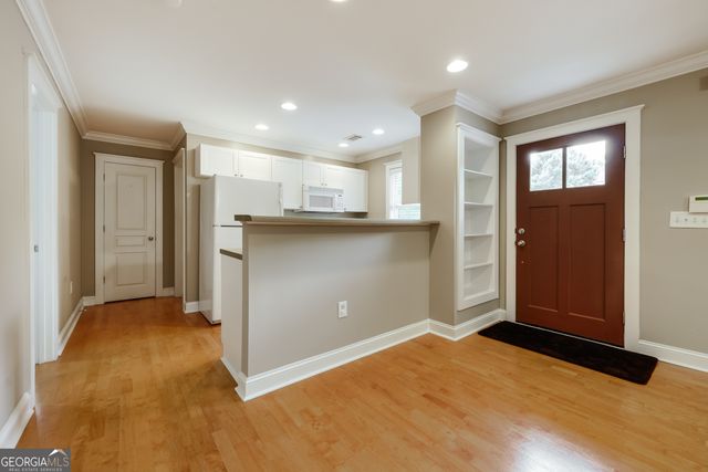 490 Barnett Shoals Road APT 416, Athens, GA 30605