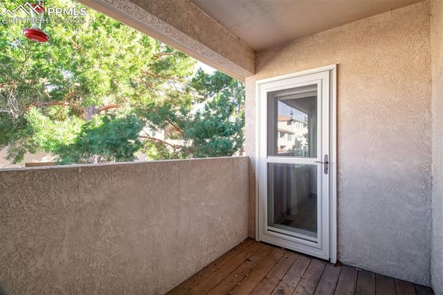 150 Luxury Lane, Colorado Springs, CO 80921