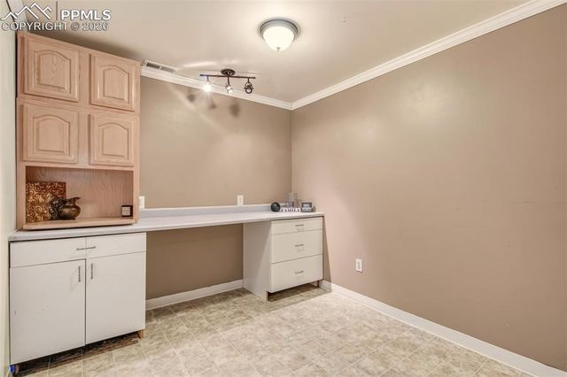 150 Luxury Lane, Colorado Springs, CO 80921