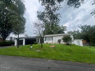 235 Akard Street, Bristol, TN 37620