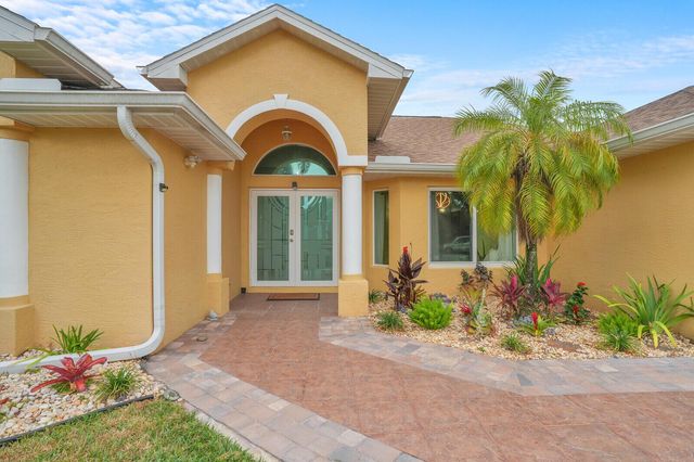 3941 SW Kabane Street, Port St. Lucie, FL 34953