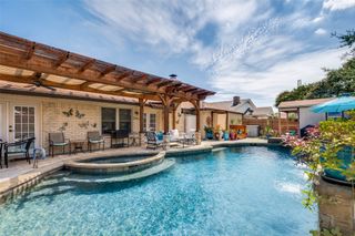 5505 Wood View Street, North Richland Hills, TX 76180