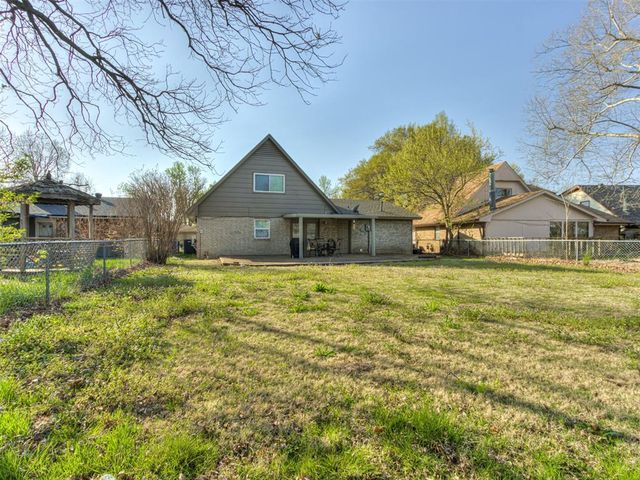 1515 Charles Street, Norman, OK 73069