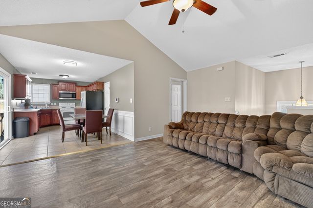 226 Amy Lane, Gray, GA 31032