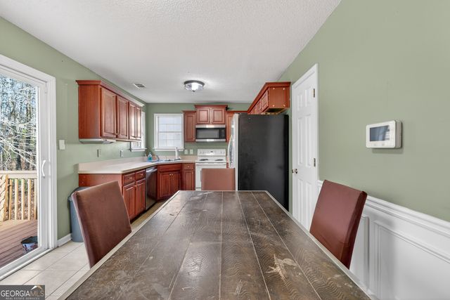 226 Amy Lane, Gray, GA 31032