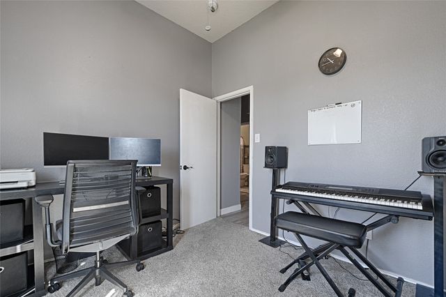 903 Gillon Drive, Arlington, TX 76001