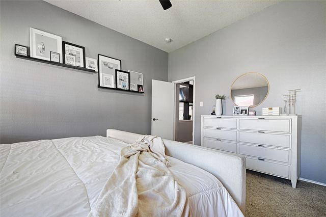 903 Gillon Drive, Arlington, TX 76001