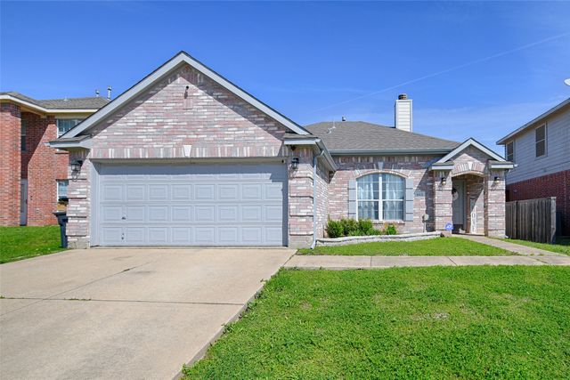 903 Gillon Drive, Arlington, TX 76001