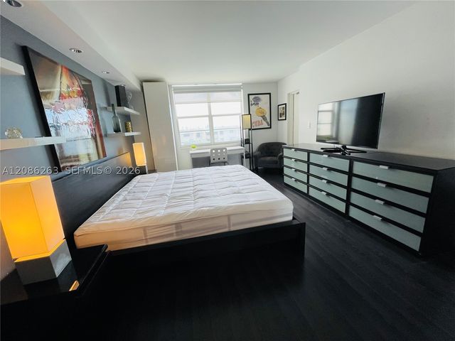 2333 Brickell Ave 409, Miami, FL 33129