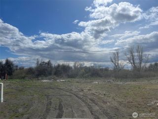 554 N Sparrow Lane, Moses Lake, WA 98837