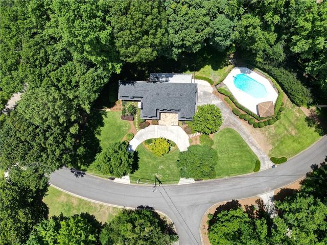 8180 Tynecastle Drive, Atlanta, GA 30350