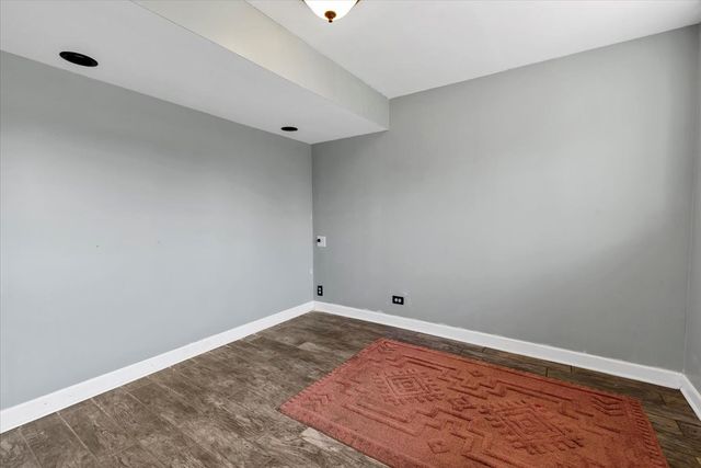 1719 W Lexington Drive, Arlington Heights, IL 60004