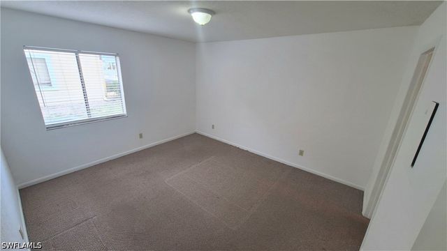 4633 Bayshore DR M4, Naples, FL 34112