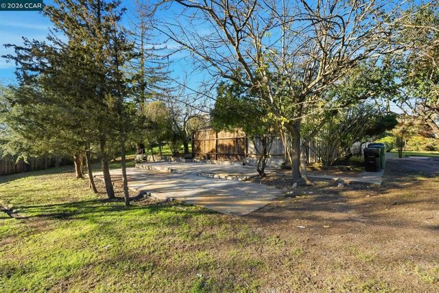 2095 San Miguel Drive, Walnut Creek, CA 94586