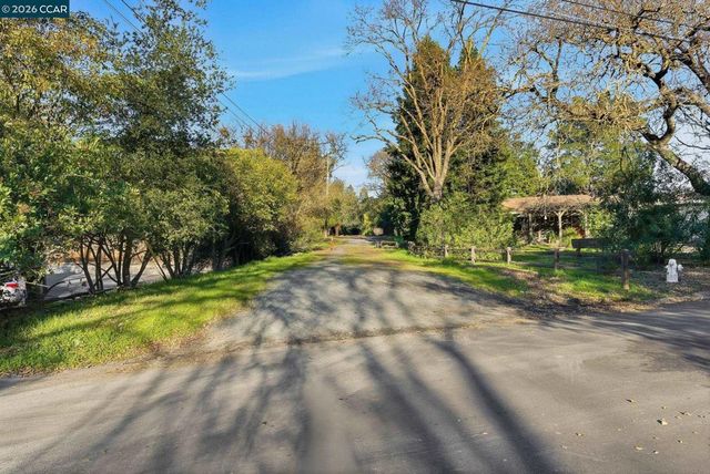 2095 San Miguel Drive, Walnut Creek, CA 94586