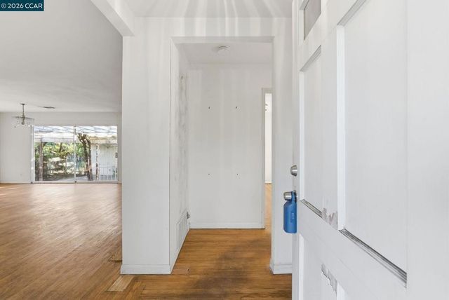 2095 San Miguel Drive, Walnut Creek, CA 94586