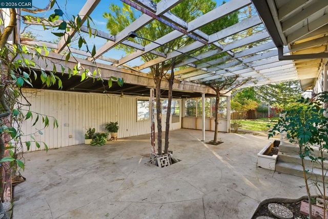 2095 San Miguel Drive, Walnut Creek, CA 94586