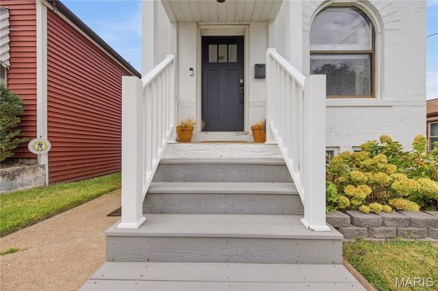 2621 Sublette Avenue, St Louis, MO 63139