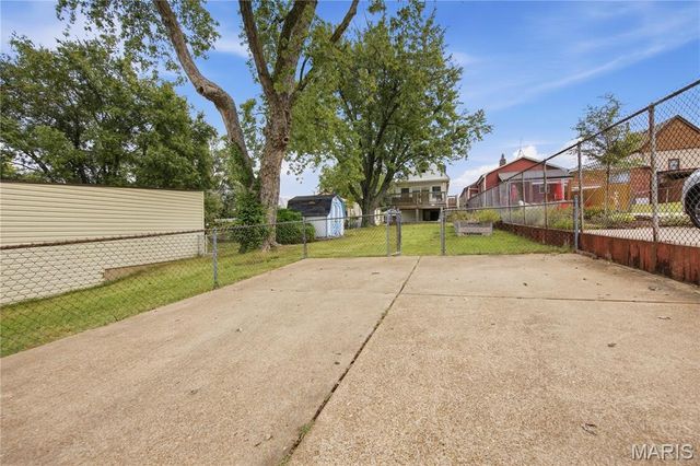 2621 Sublette Avenue, St Louis, MO 63139