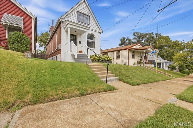 2621 Sublette Avenue, St Louis, MO 63139